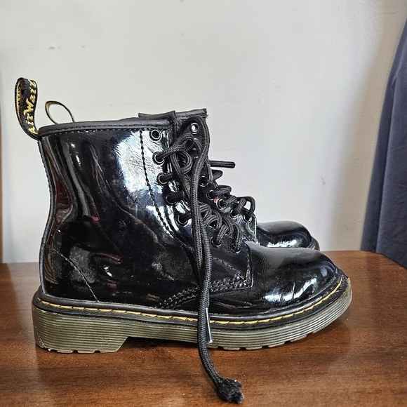 Doctor Marten patent leather 1460 kids boots size 13 - Picture 1 of 9